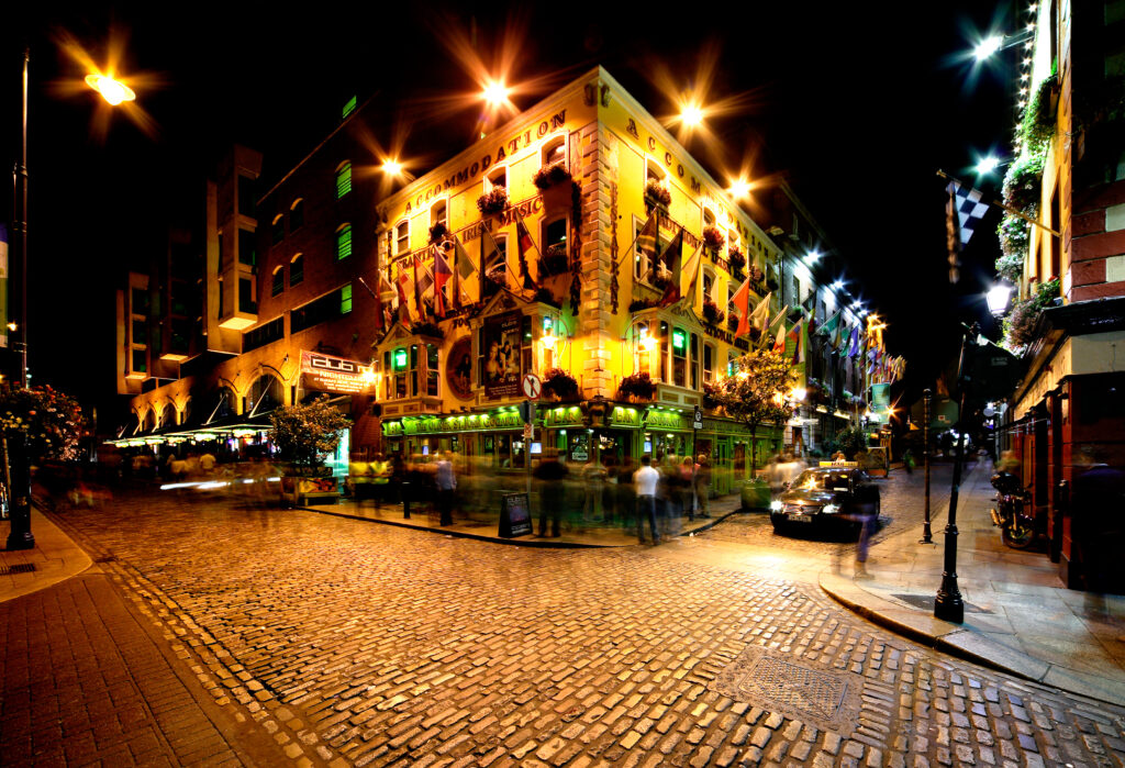 Buzzing Temple Bar, Dublin